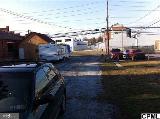107 E Main Street photo 21
