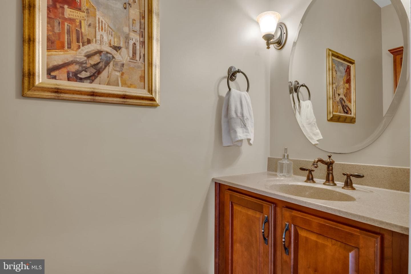 365 S Middlesex Road photo 25