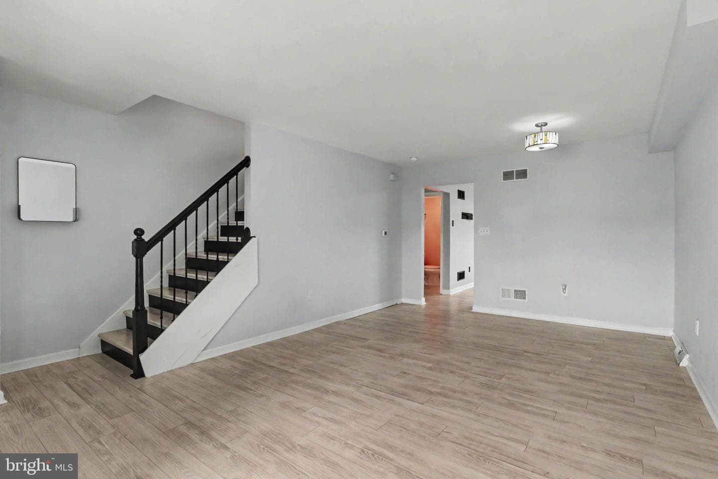 819 Old Silver Spring Road photo 4