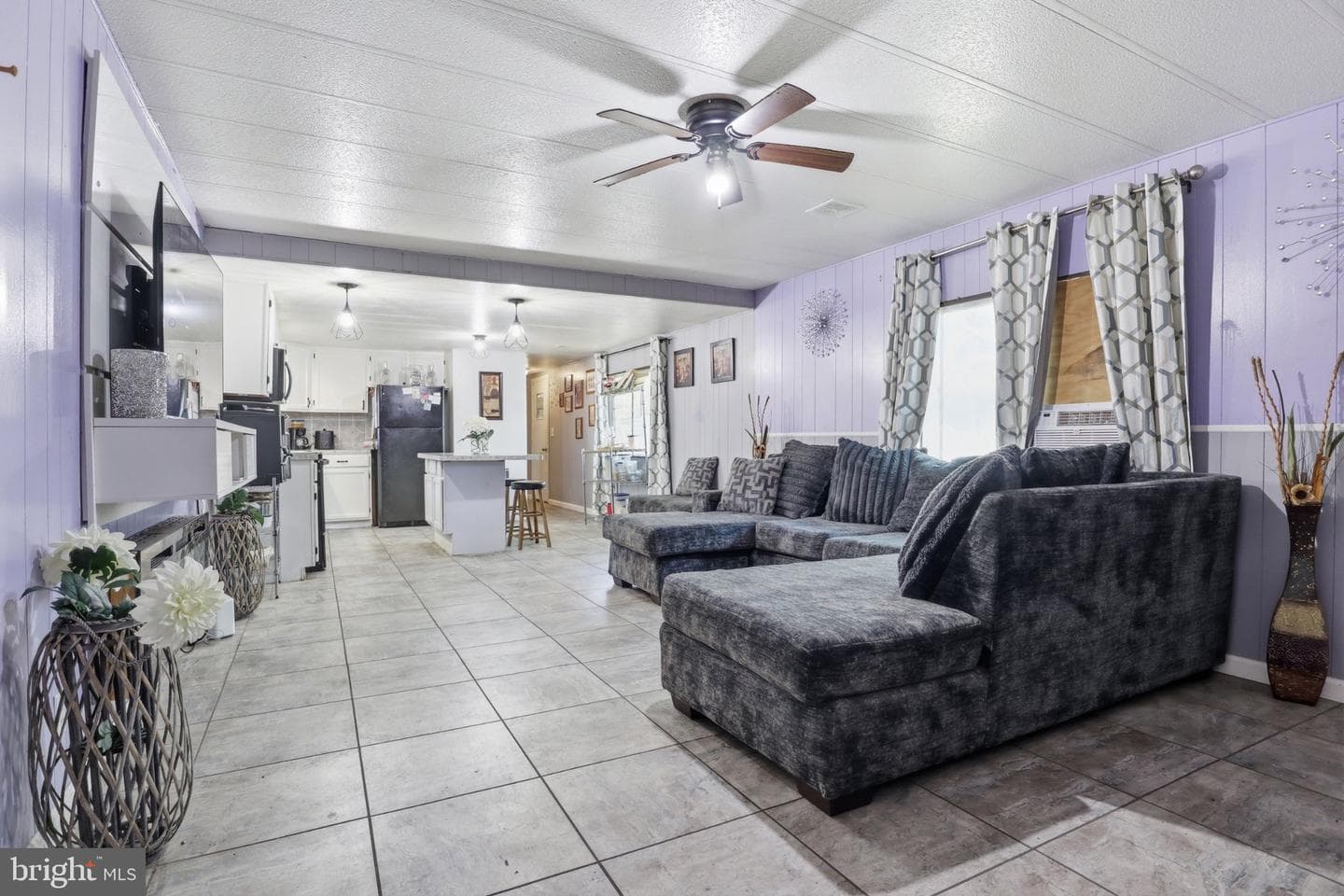 82 Malibu Boulevard photo 5