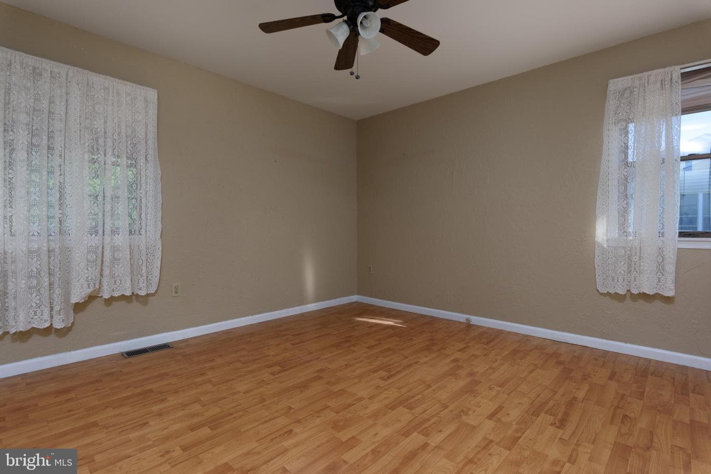 112 Stoner Drive photo 18