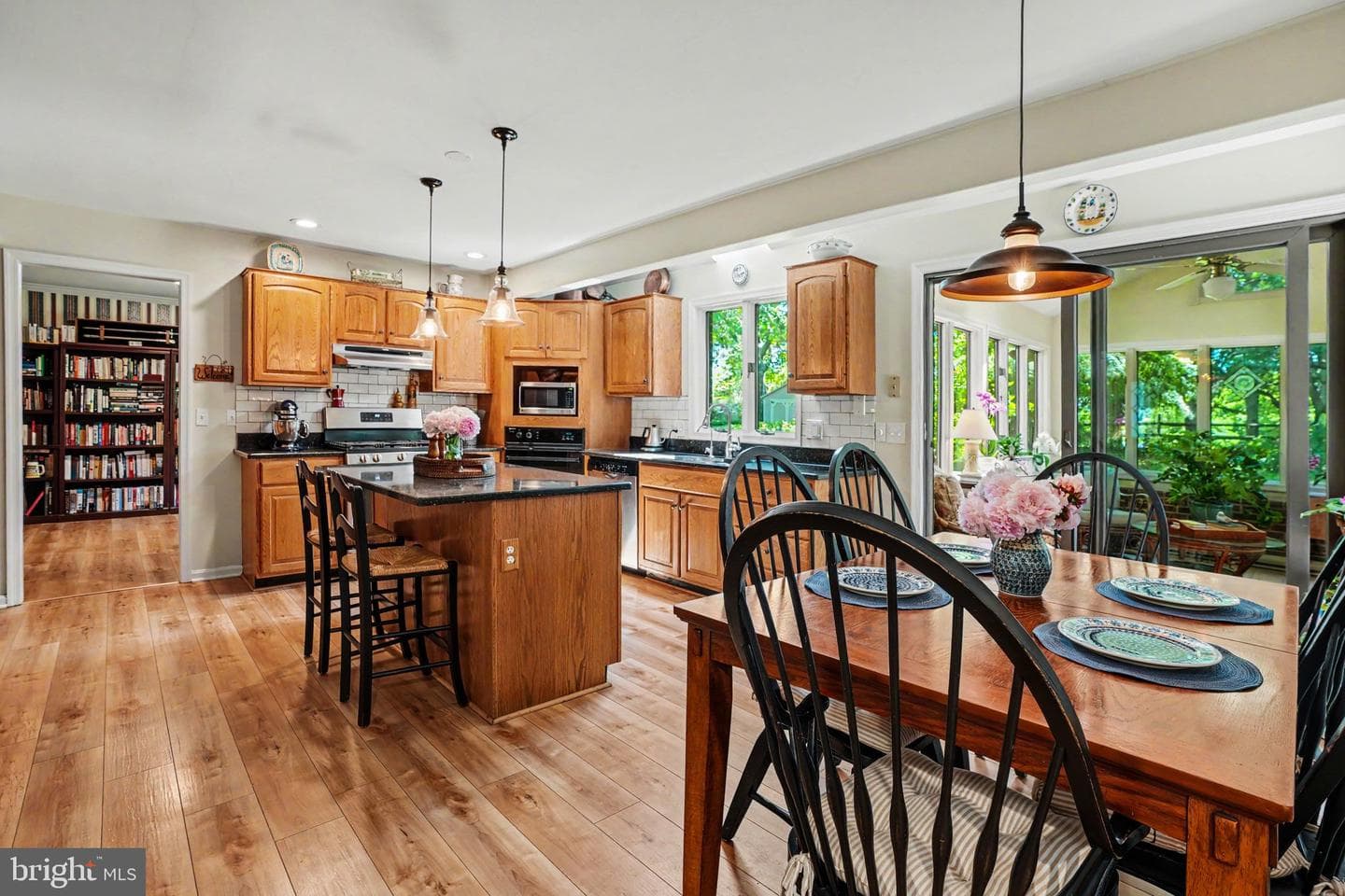 1204 Fleetwood Drive photo 9