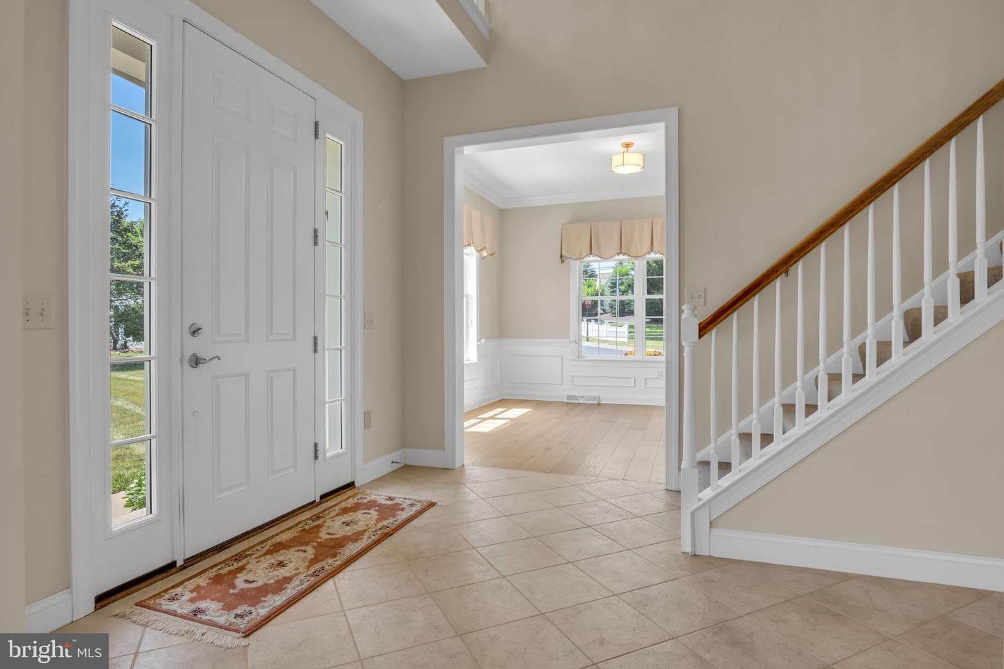 427 Carmella Drive photo 4