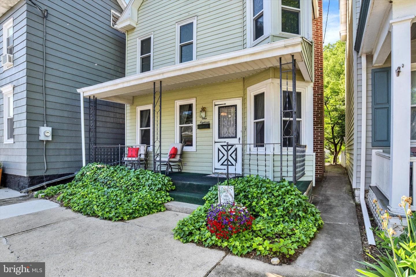 118 E Keller Street photo 2