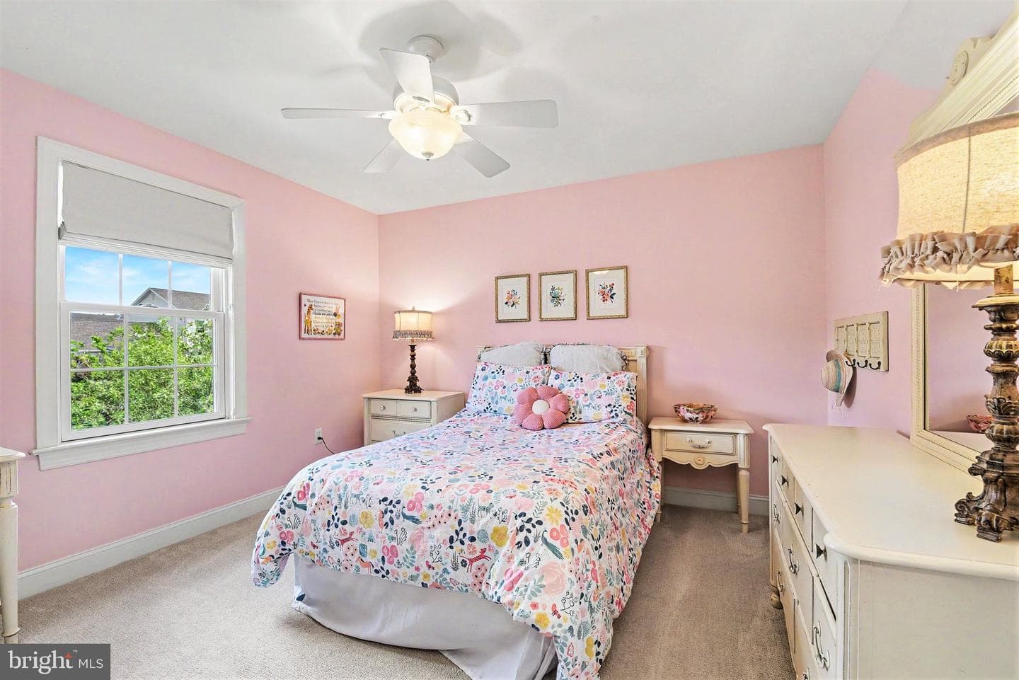 185 Regal View photo 18