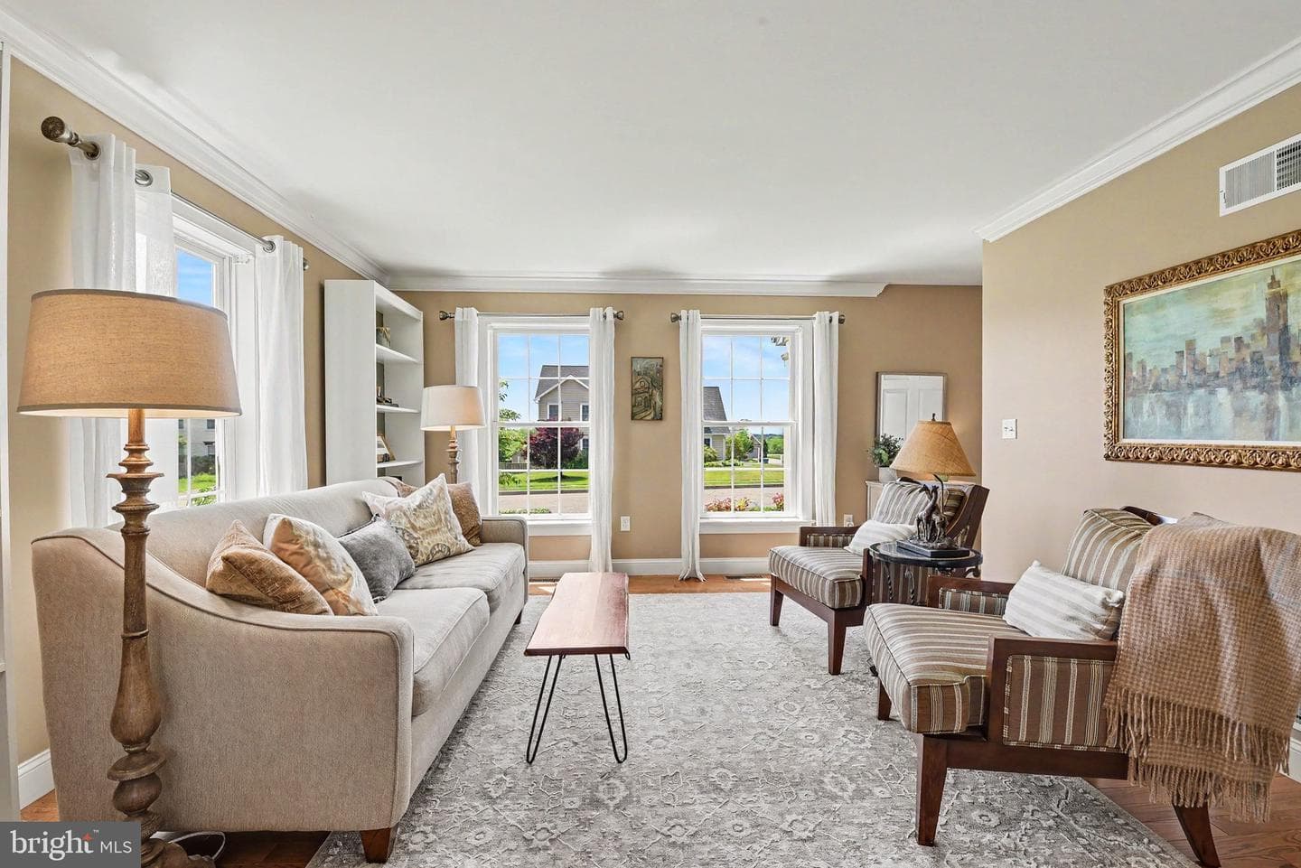 185 Regal View photo 5