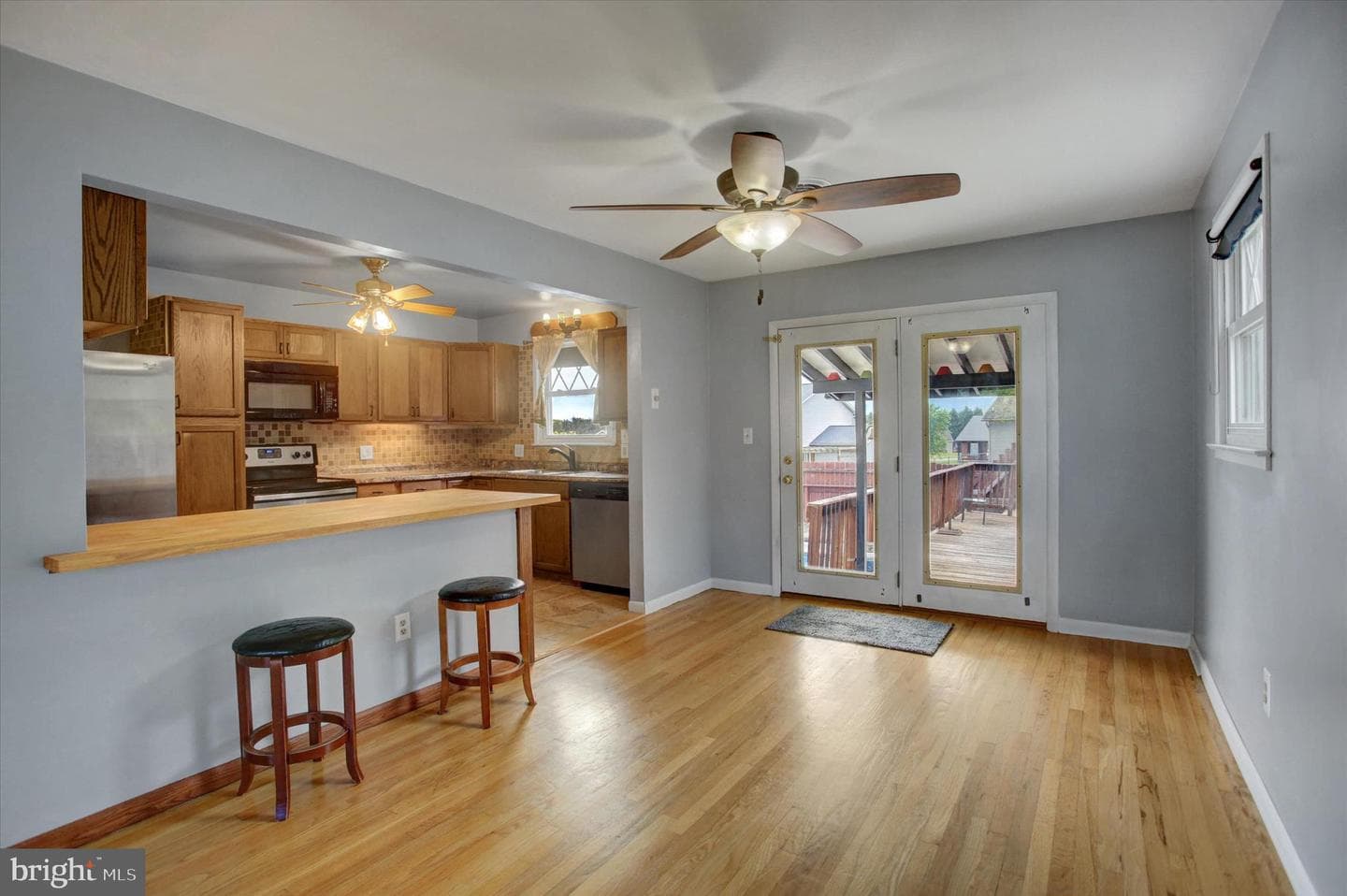 108 Willow Drive photo 16
