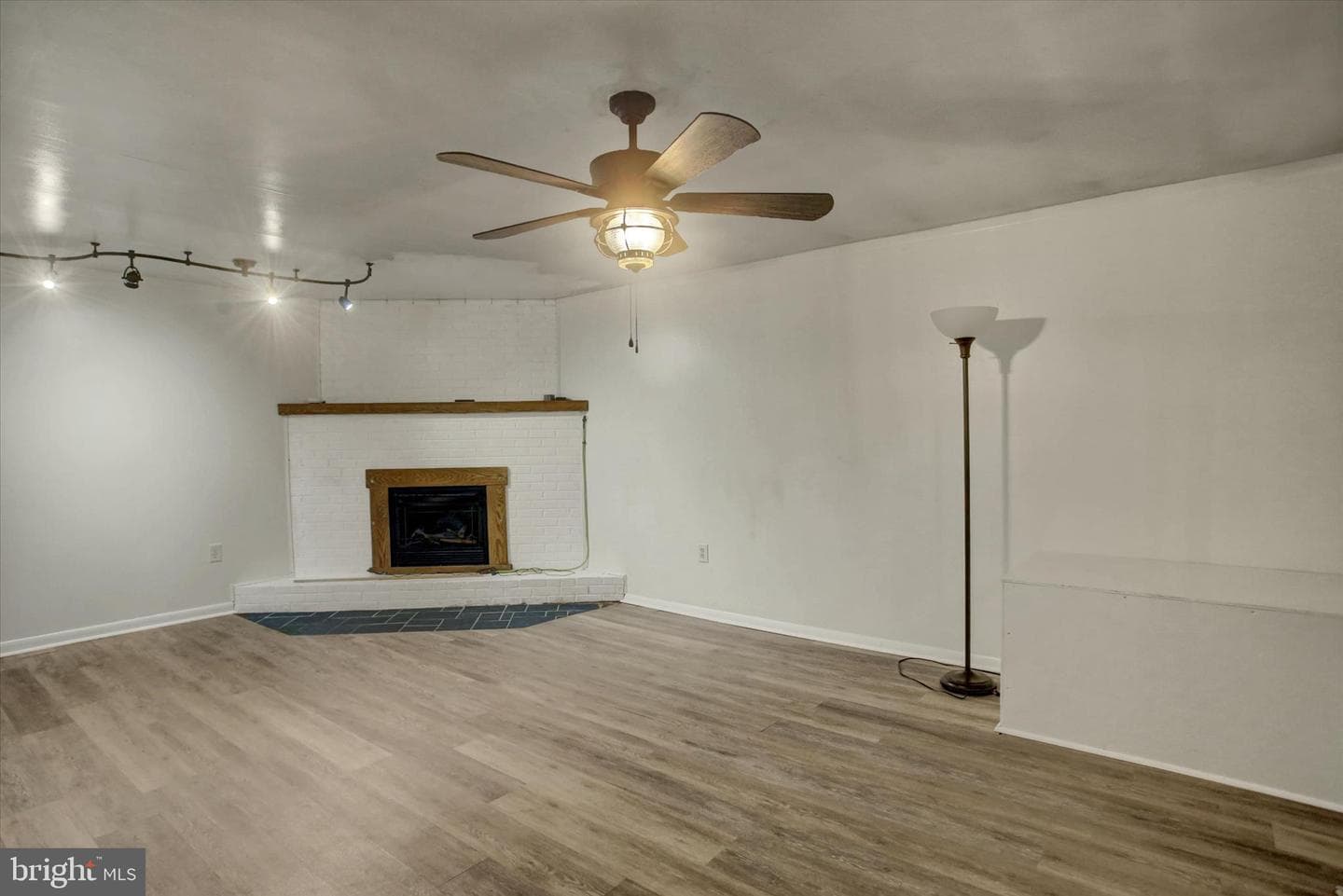 108 Willow Drive photo 31