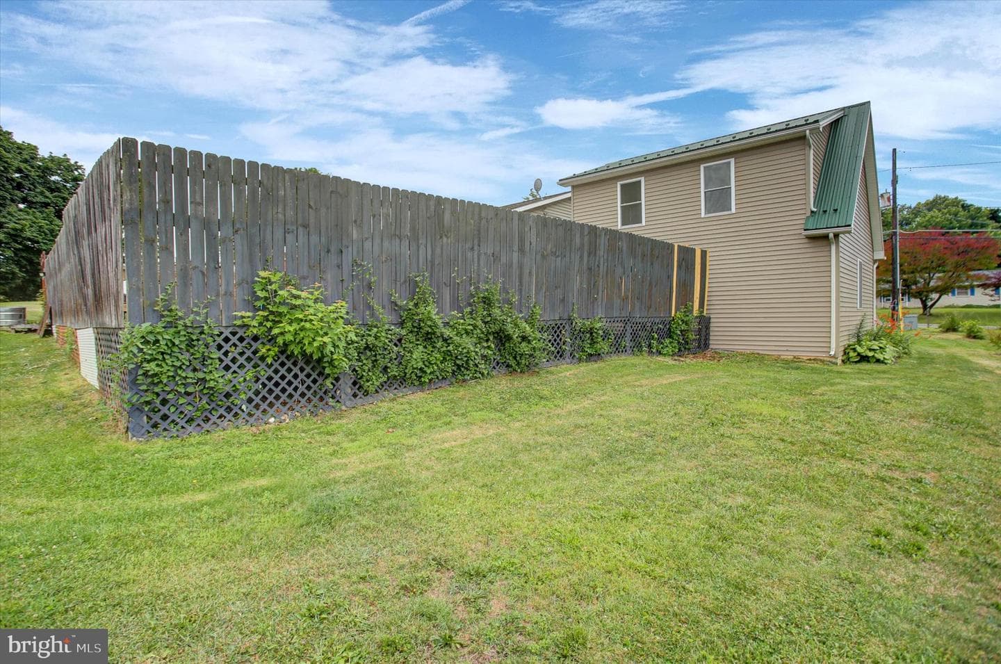 108 Willow Drive photo 44