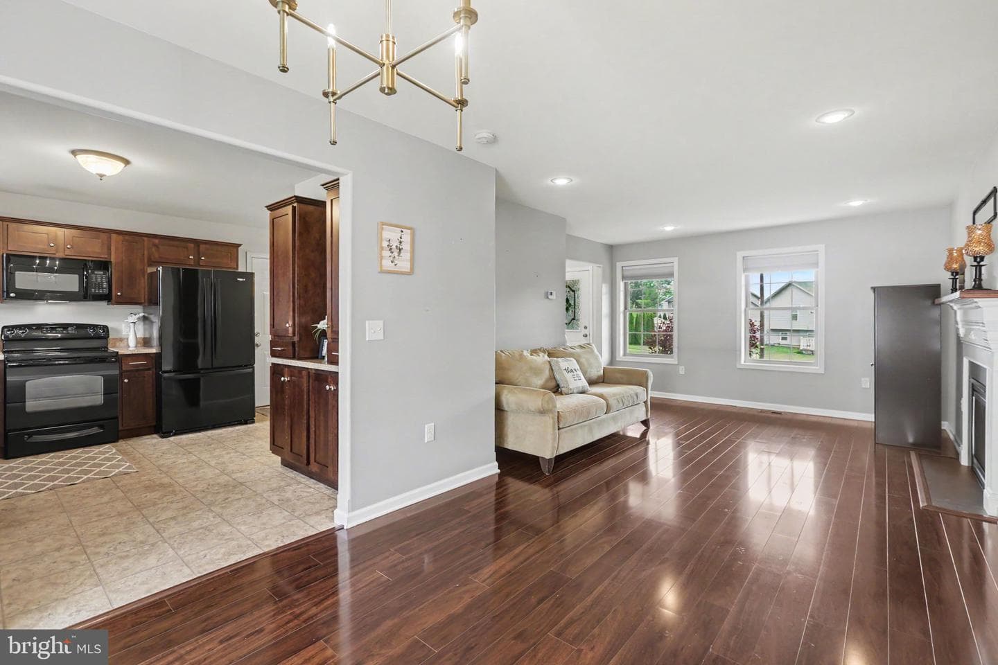 439 Meeting House Spring Road photo 2