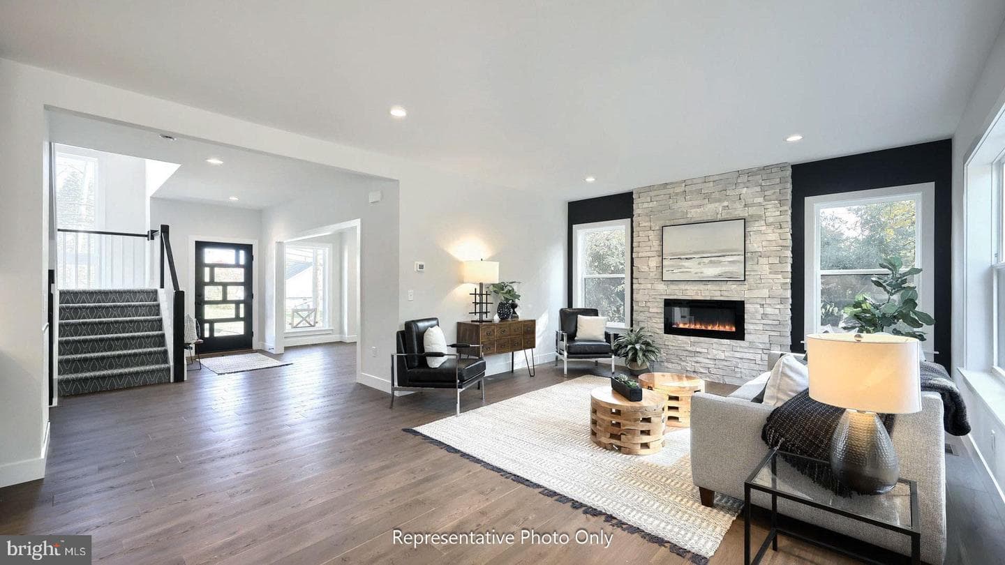 127 South Mountain Drive, Carlisle
