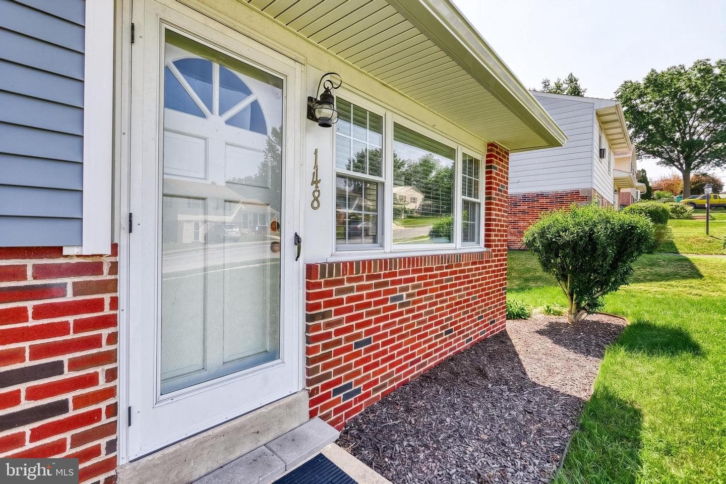 148 Henry Road photo 32