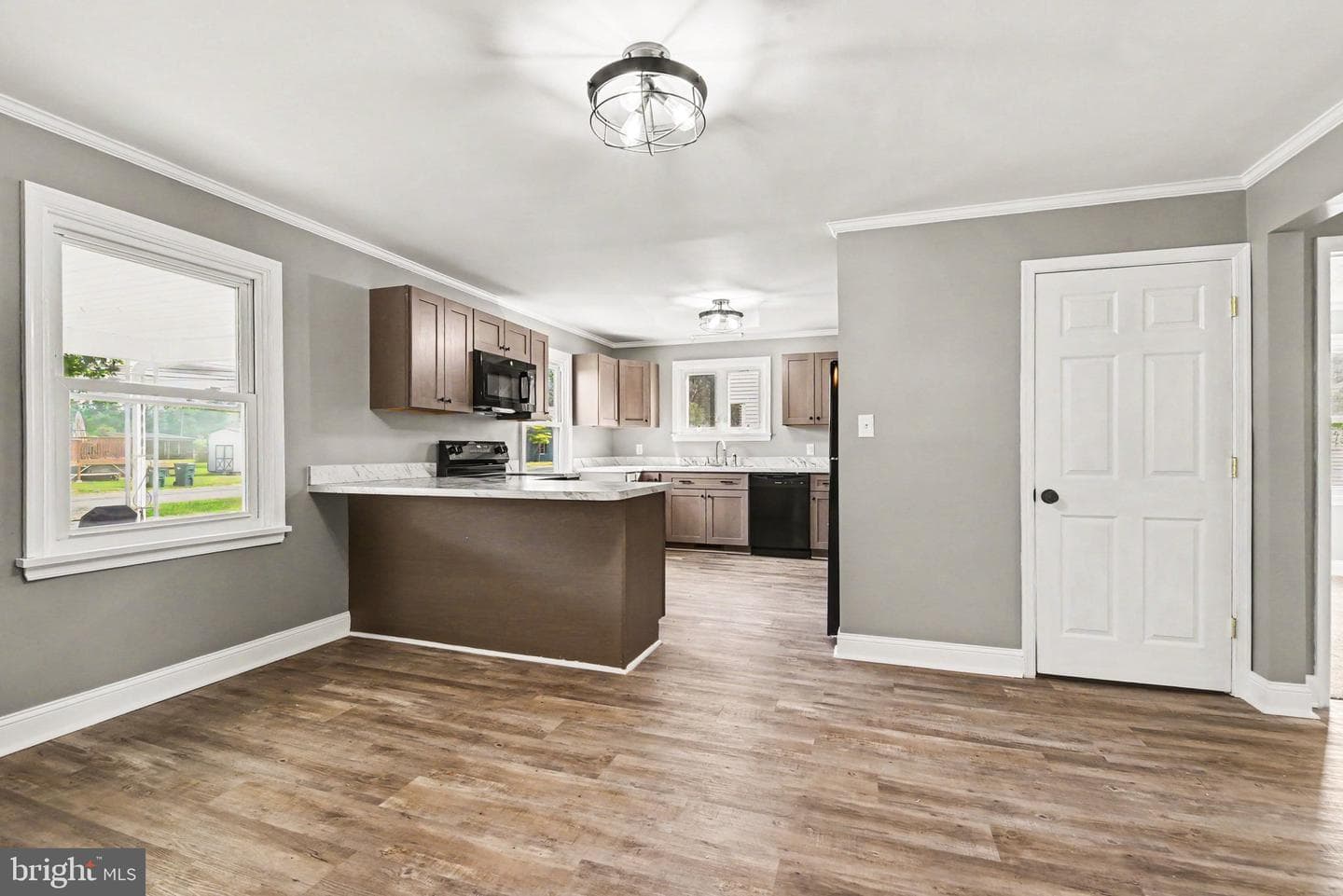 203 Pine Road photo 6