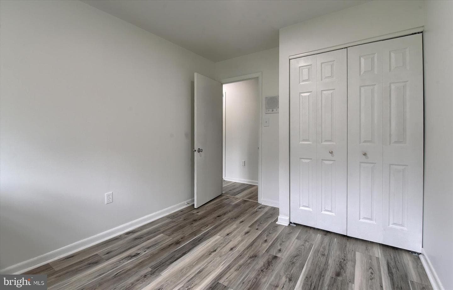 69 Drexel Place photo 19