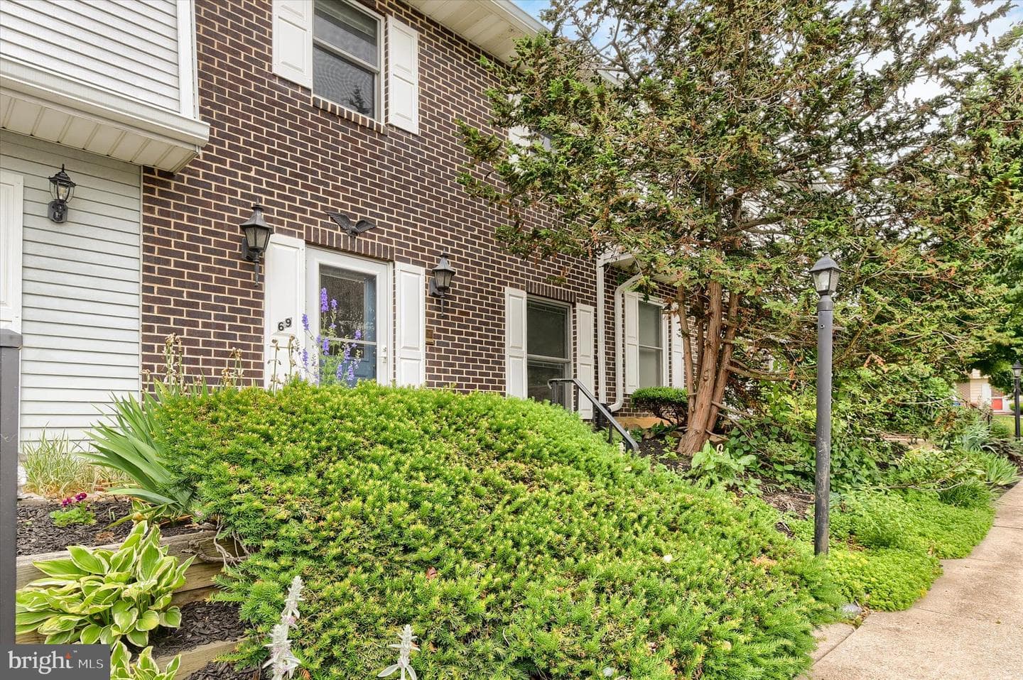 69 Drexel Place photo 4