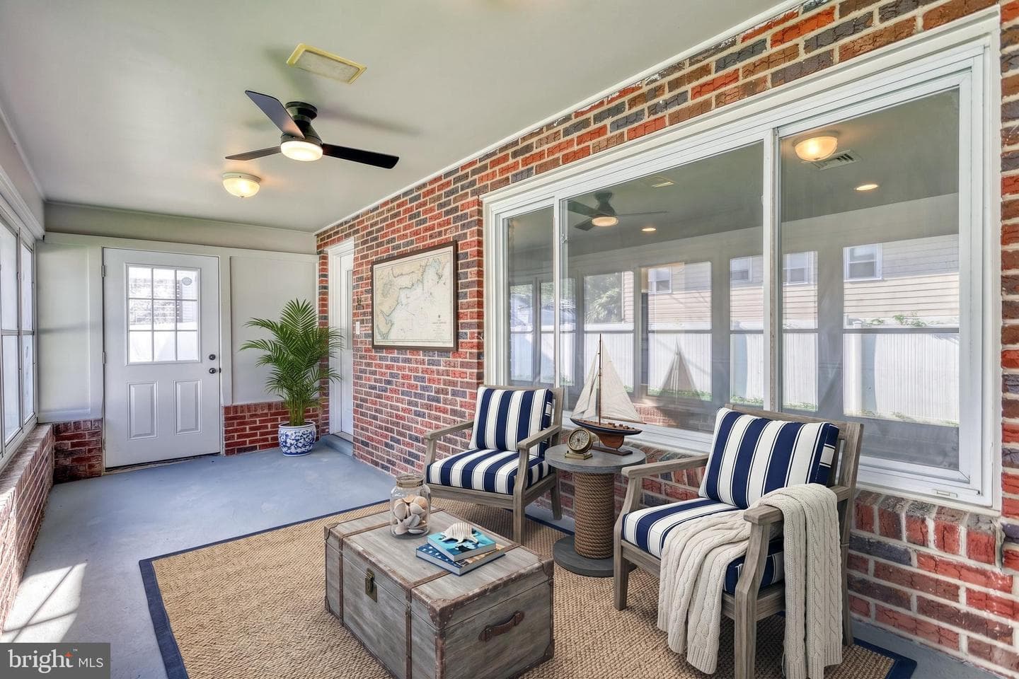 370 Beverly Road photo 34