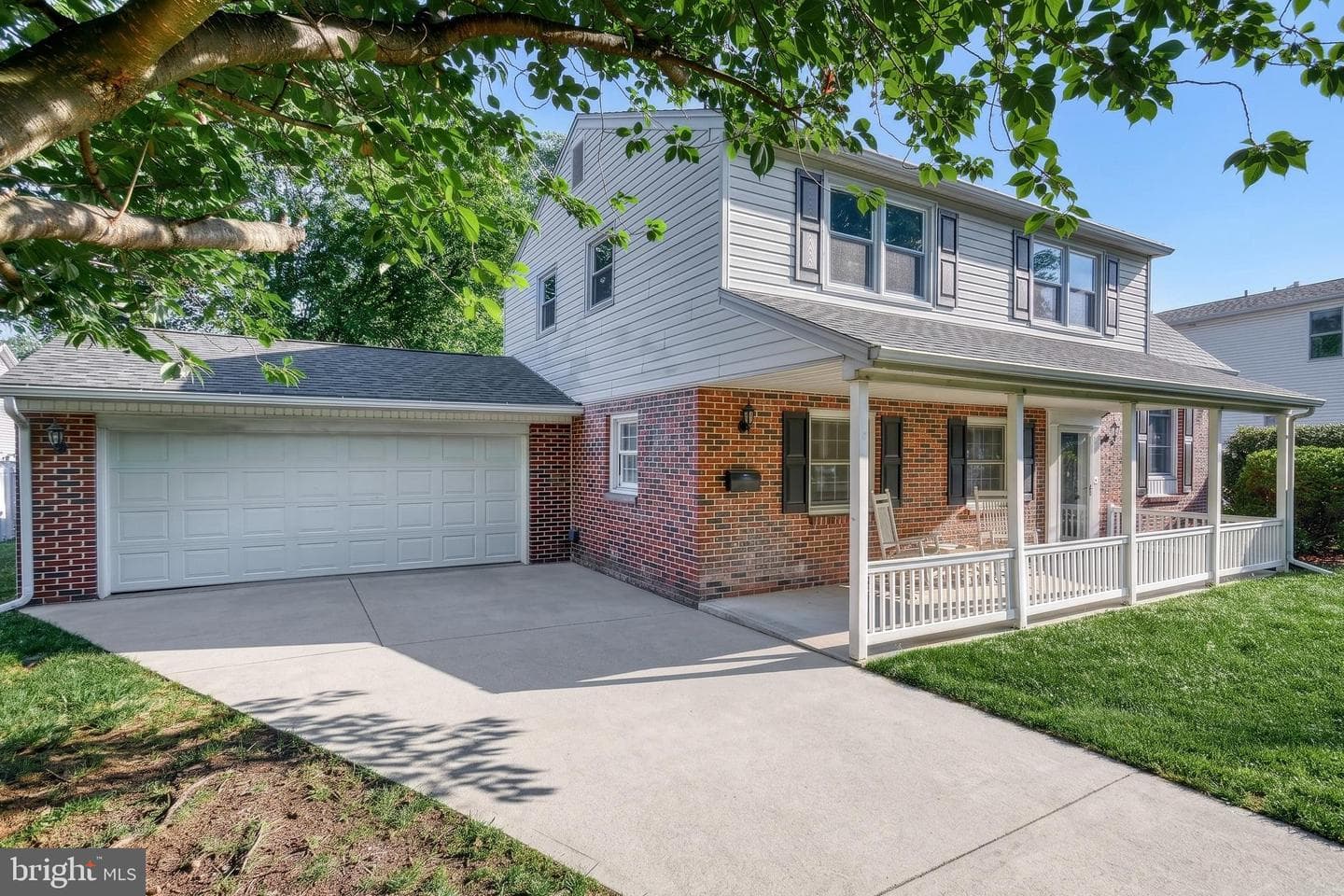 370 Beverly Road photo 4