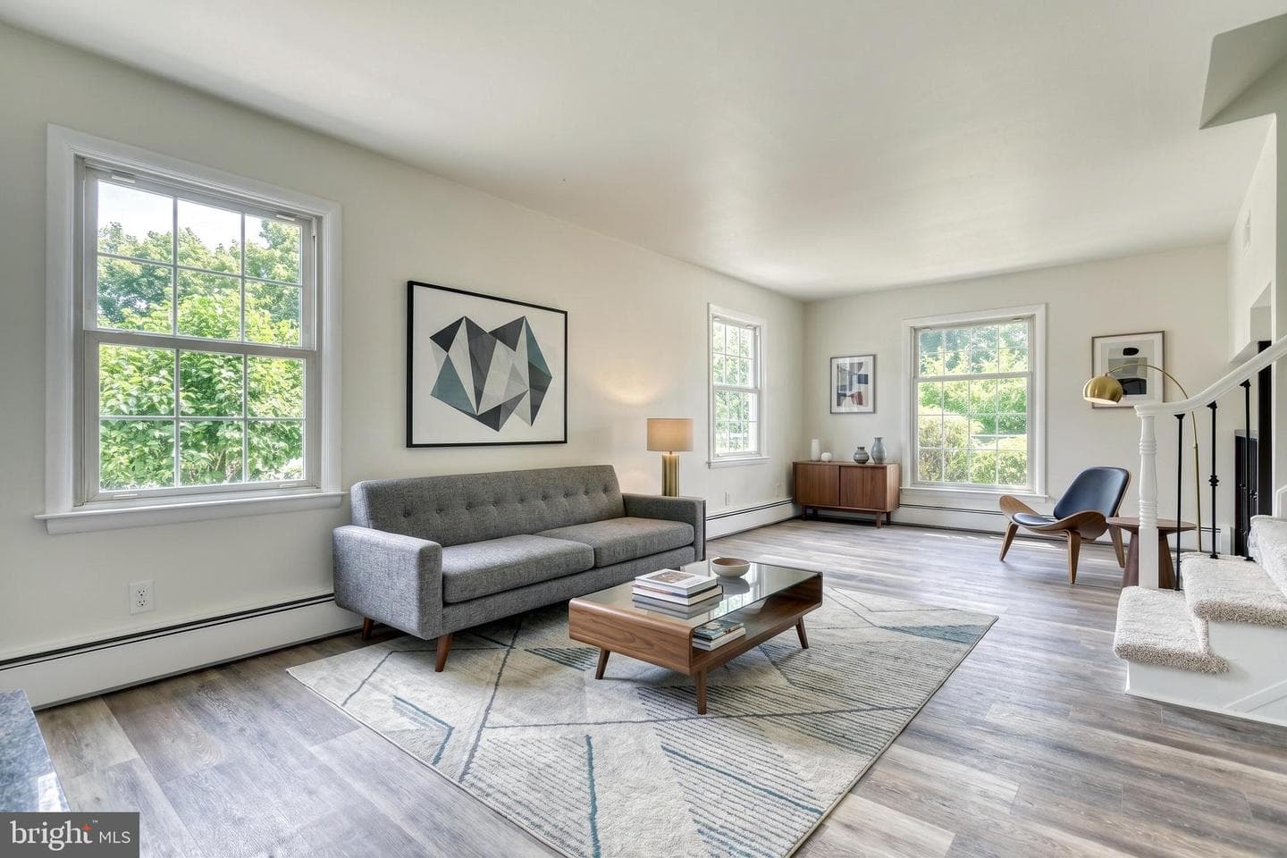 370 Beverly Road photo 41