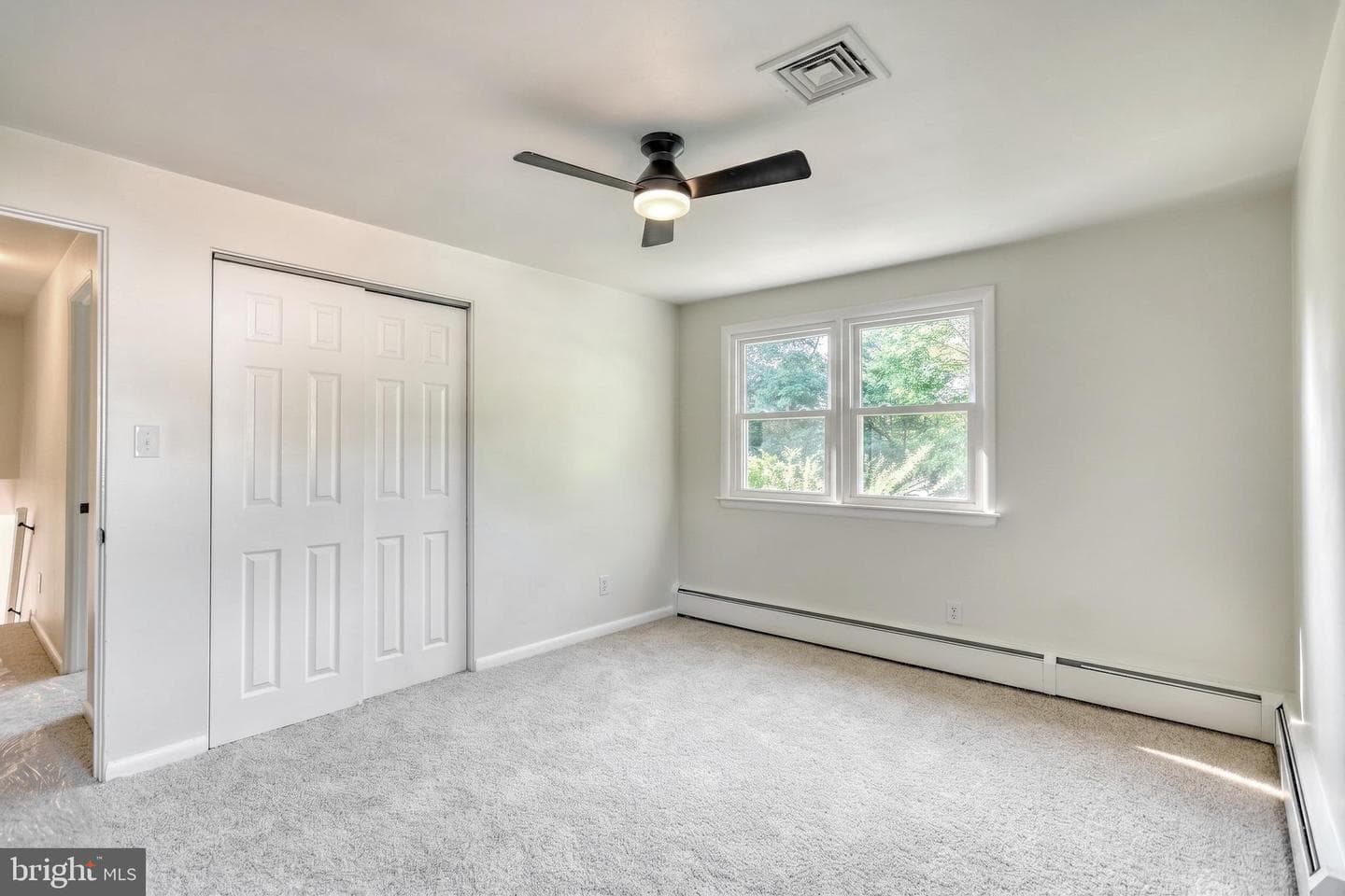 370 Beverly Road photo 49