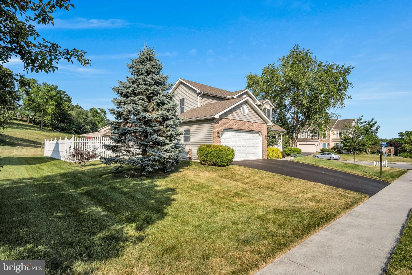 7 Larch Lane photo 33
