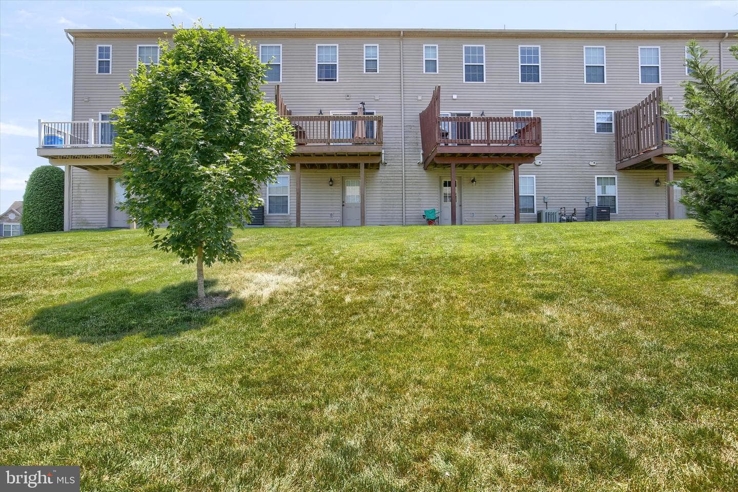 6343 Mercury Drive photo 29