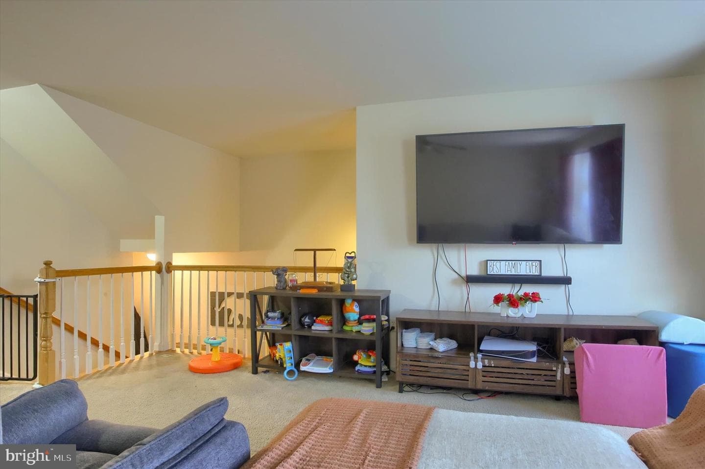 6343 Mercury Drive photo 7