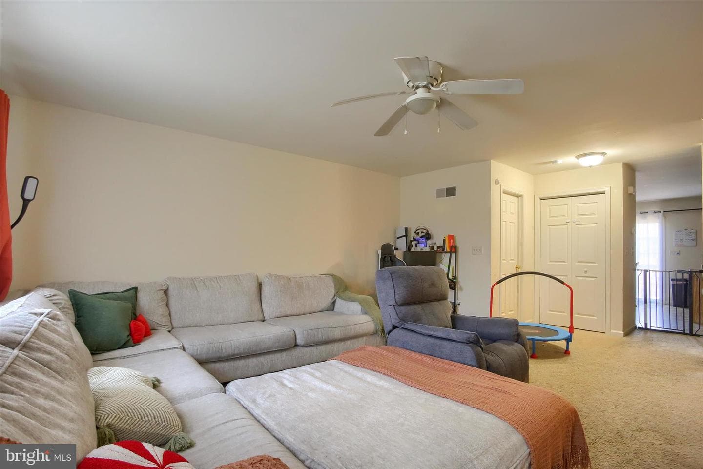 6343 Mercury Drive photo 8