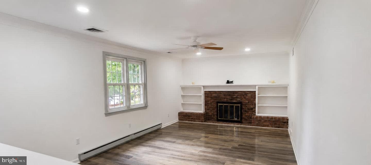 5221 Meadowbrook Drive photo 4