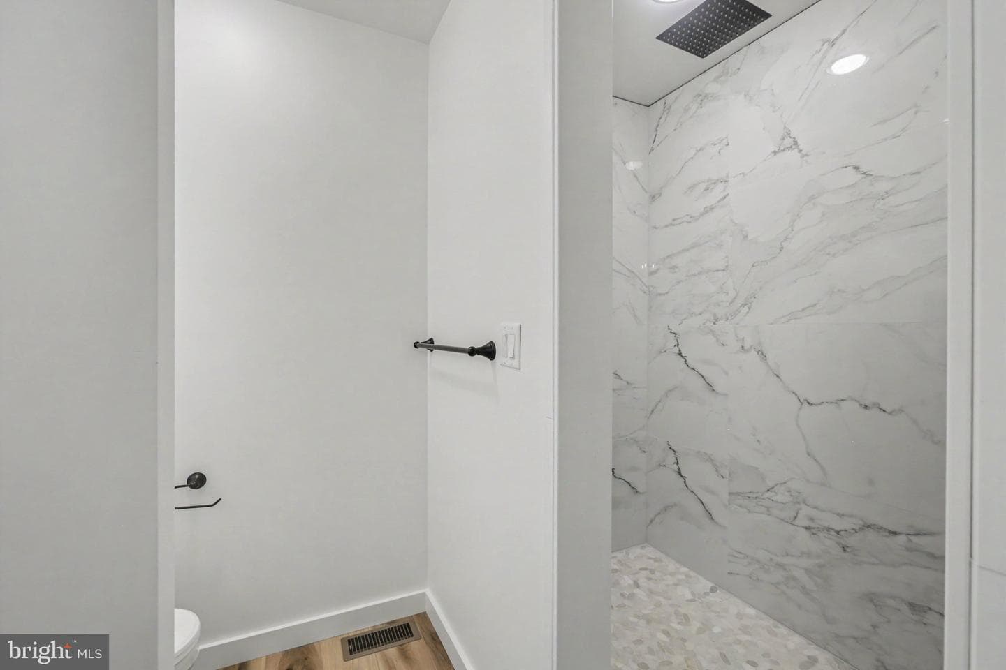 12 Oak Lane photo 24