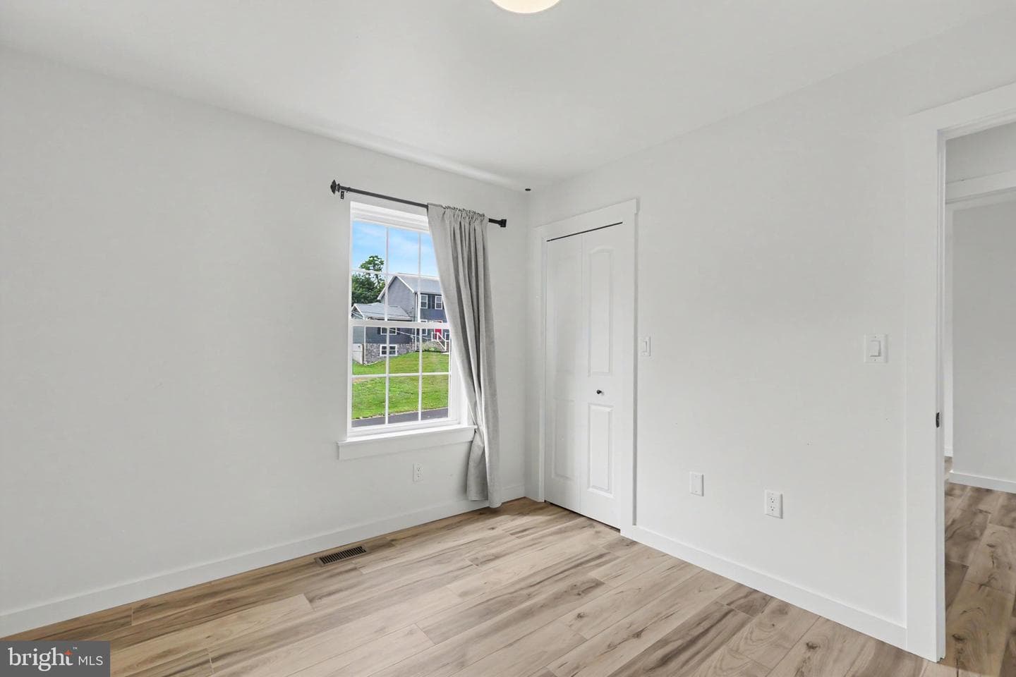 12 Oak Lane photo 28