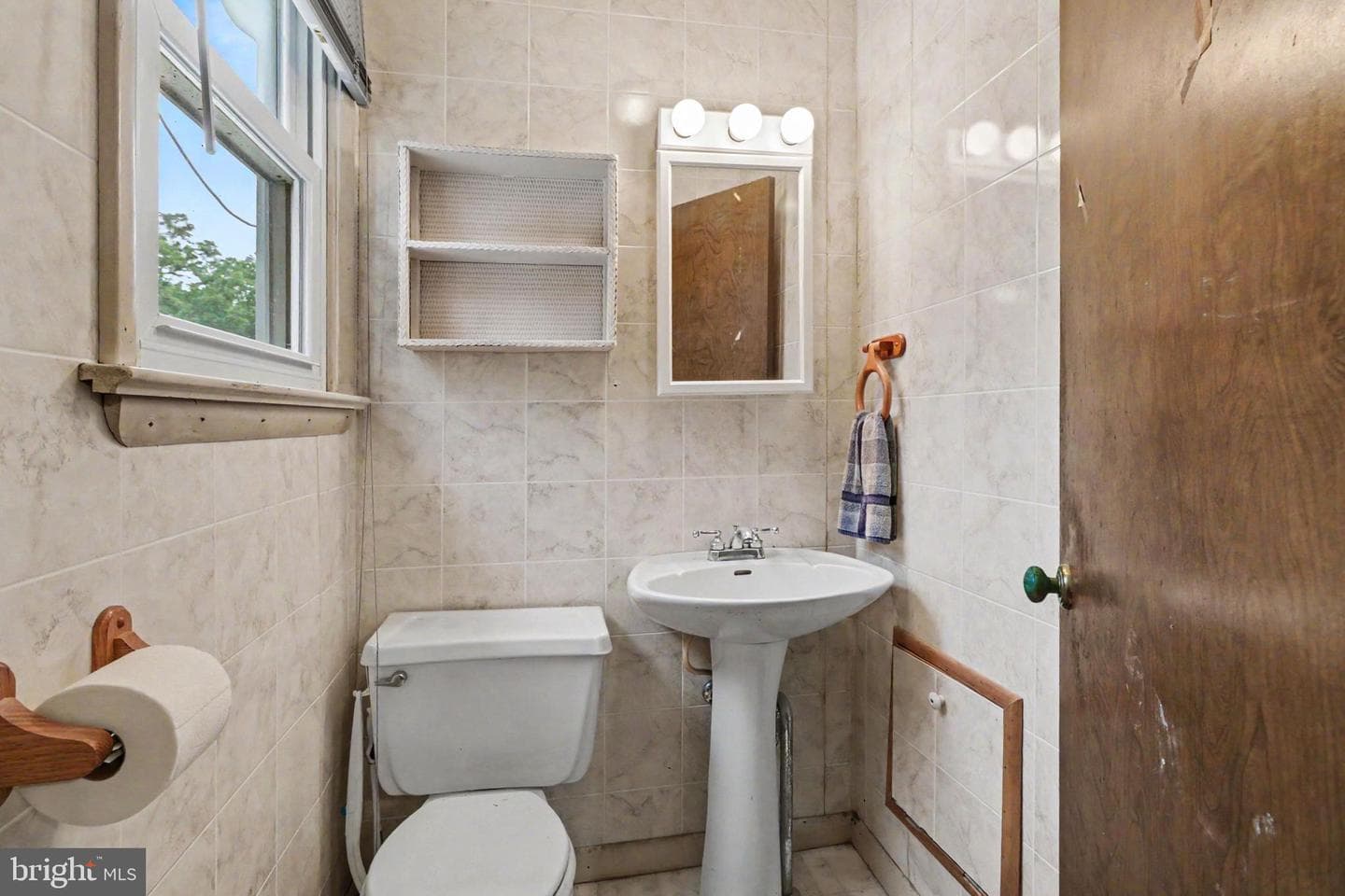 1200 Gross Drive photo 12