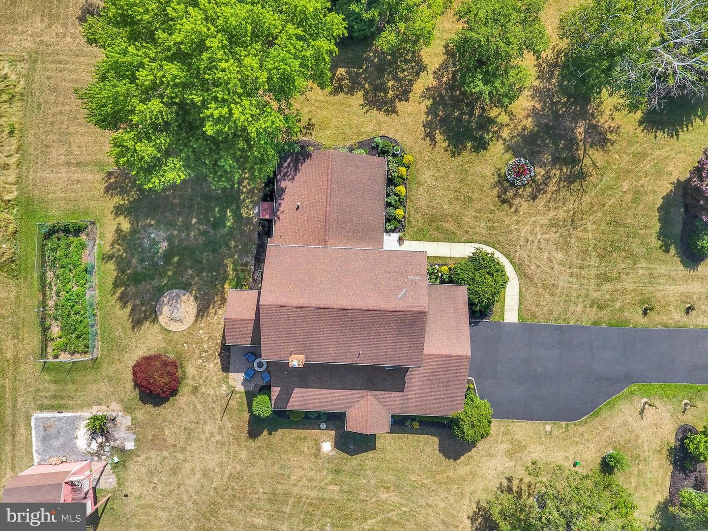 235 Ridge Hill photo 54
