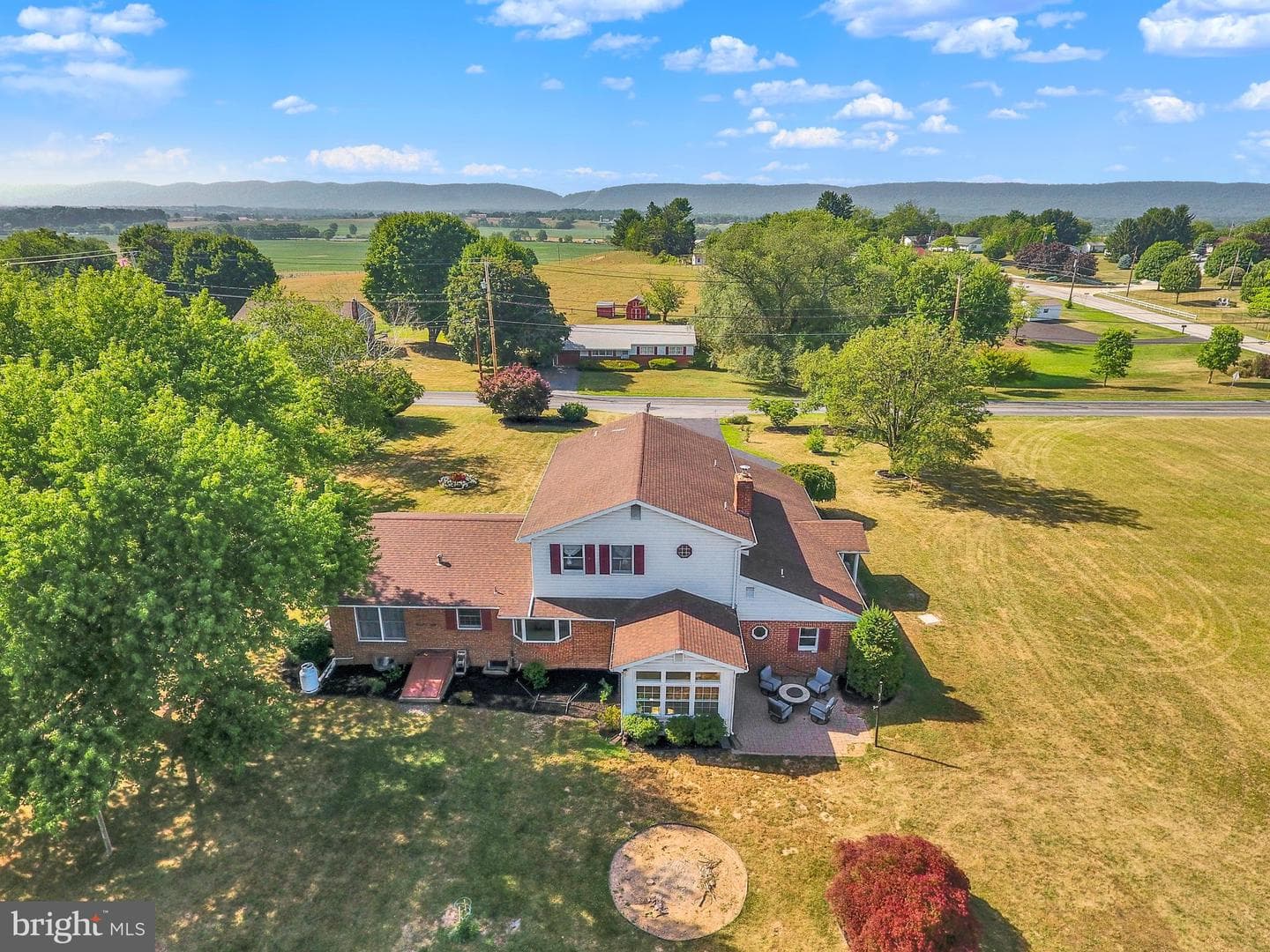 235 Ridge Hill photo 56