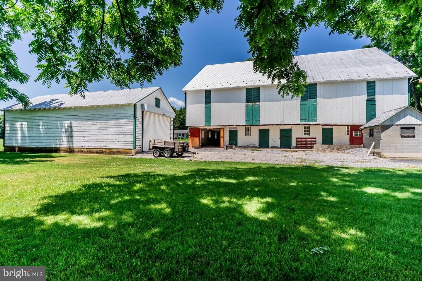 895 Eppley Road photo 46