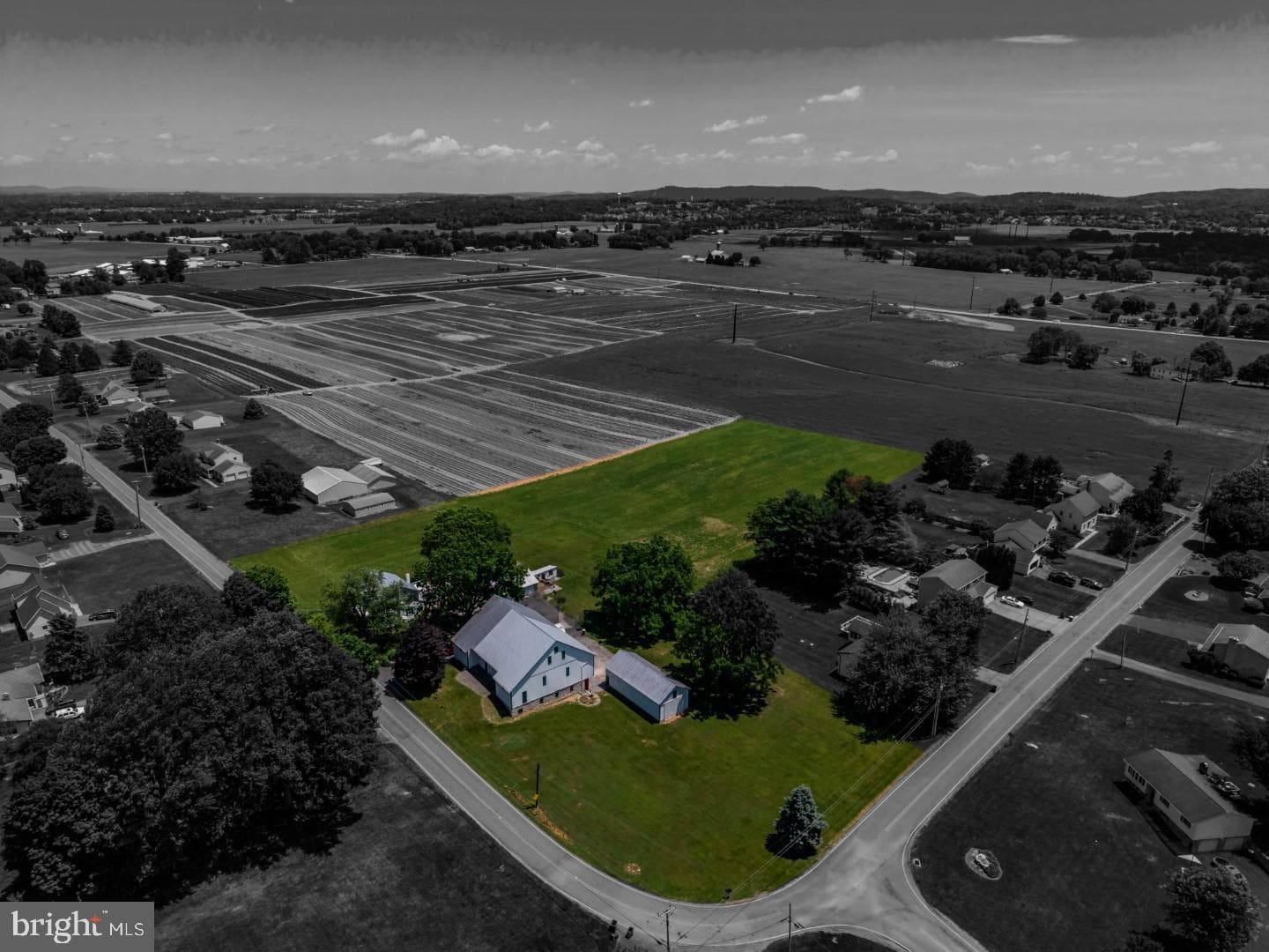895 Eppley Road photo 8