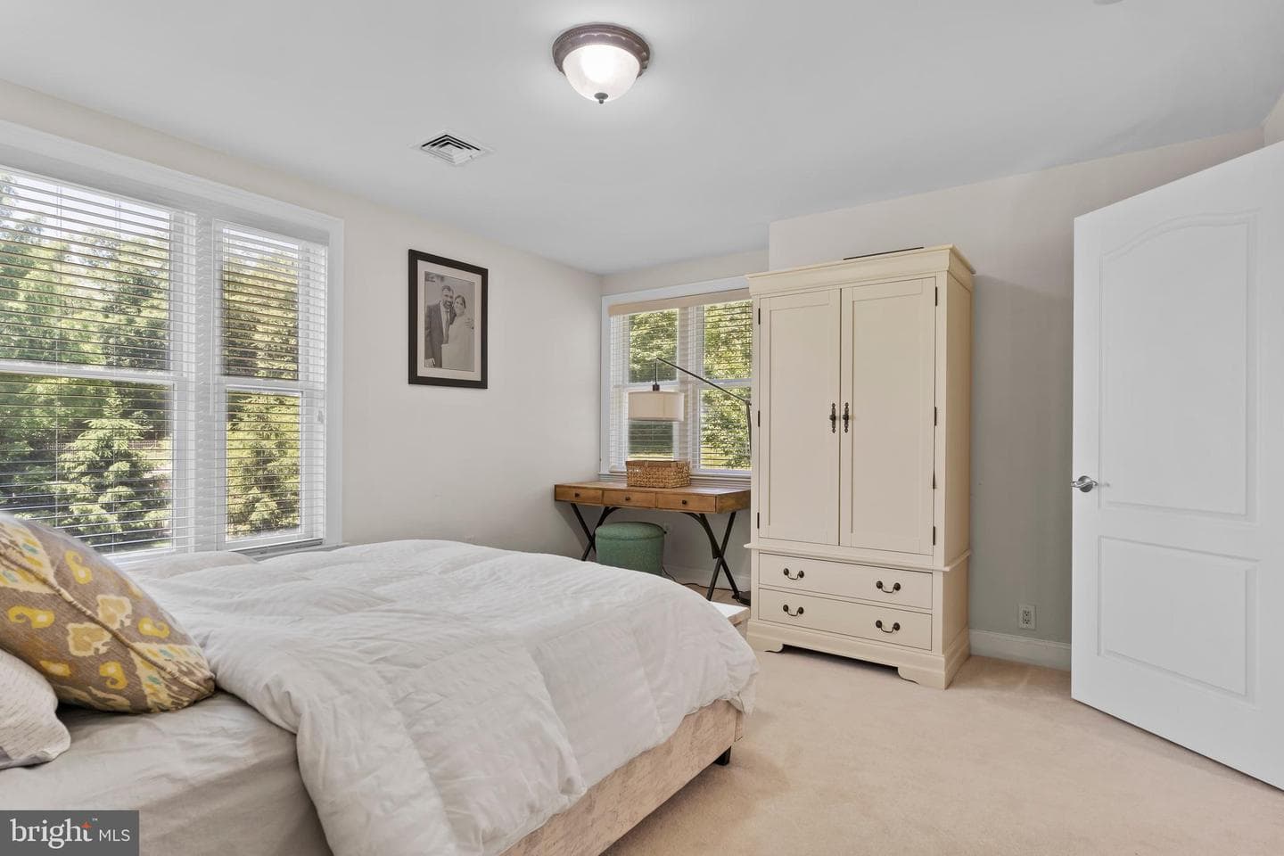 5029 Heatherington Way photo 47
