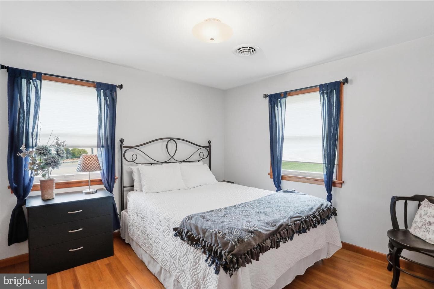 630 Charles Street photo 23
