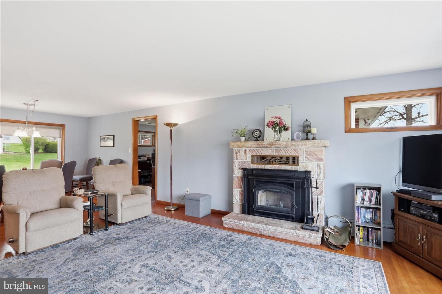 630 Charles Street photo 9