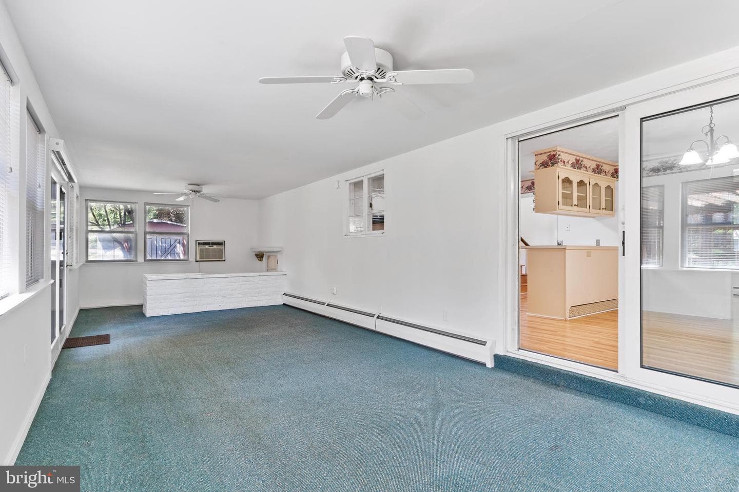 902 Apple Drive photo 14