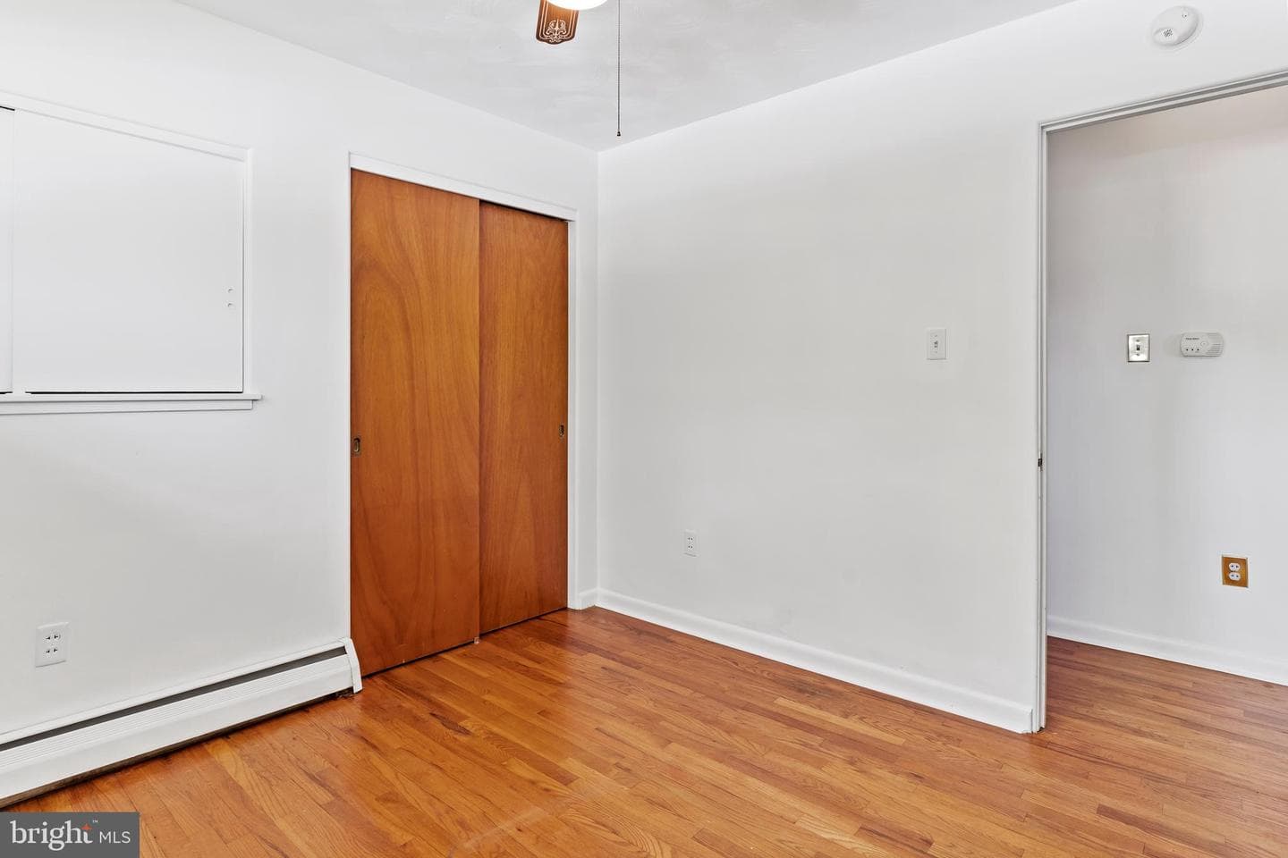 902 Apple Drive photo 22