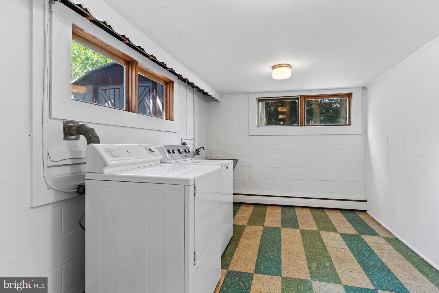 902 Apple Drive photo 28