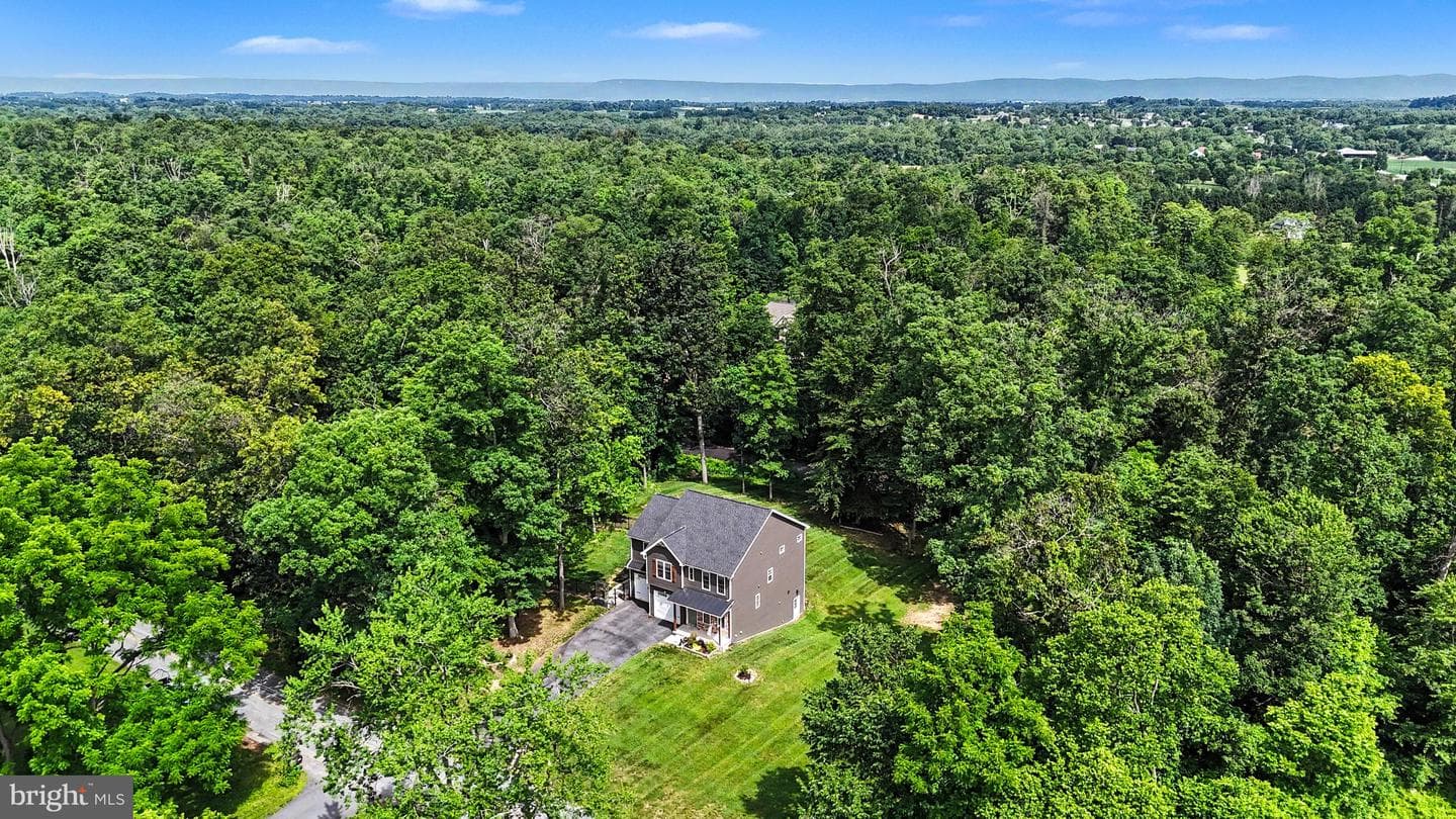 826 Sandbank Road photo 44