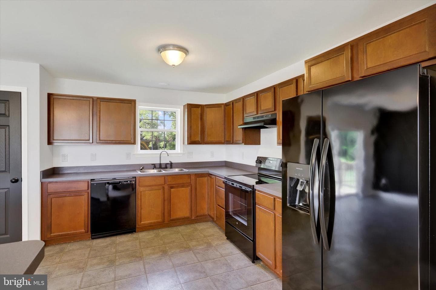 207 Pike Court photo 6
