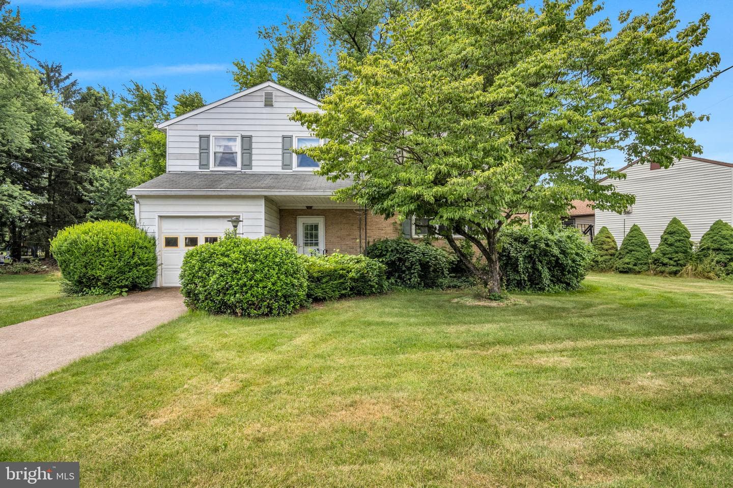 6054 Edward Drive photo 2