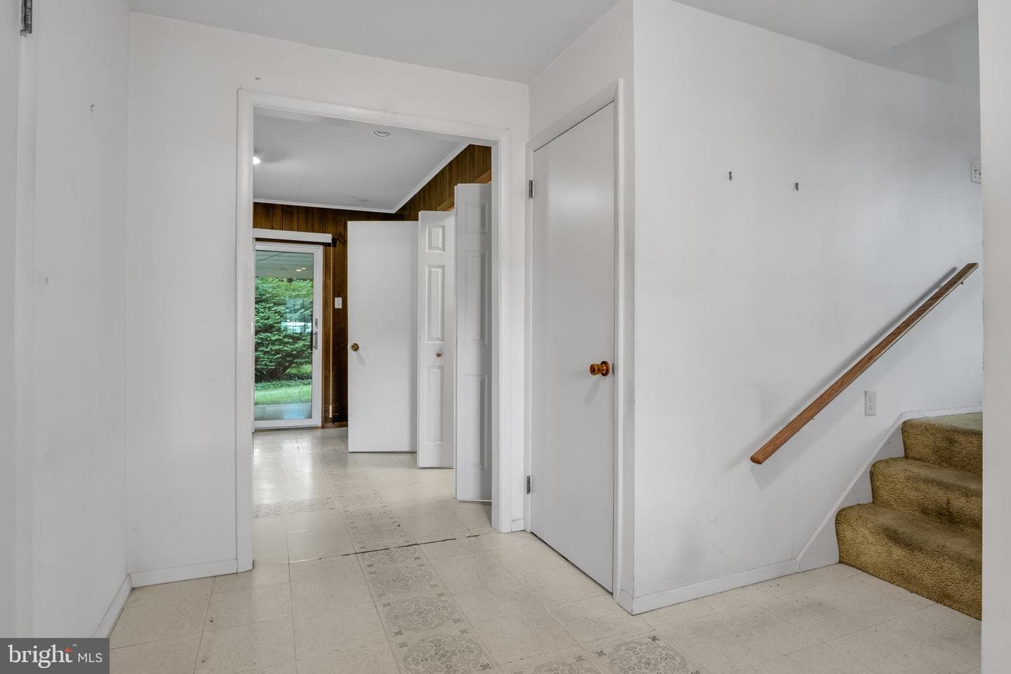 6054 Edward Drive photo 4