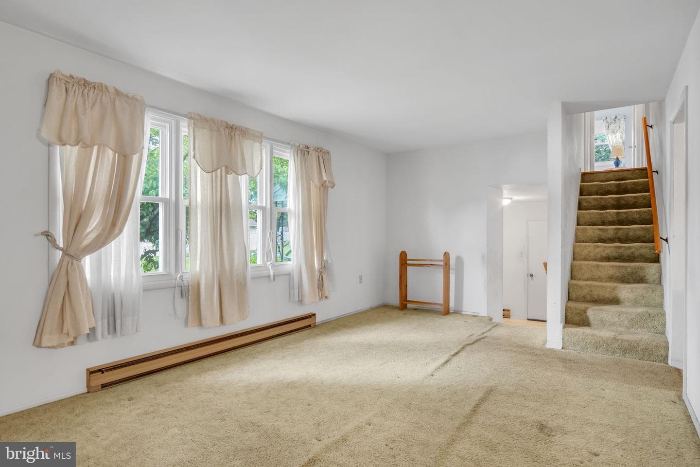 6054 Edward Drive photo 9