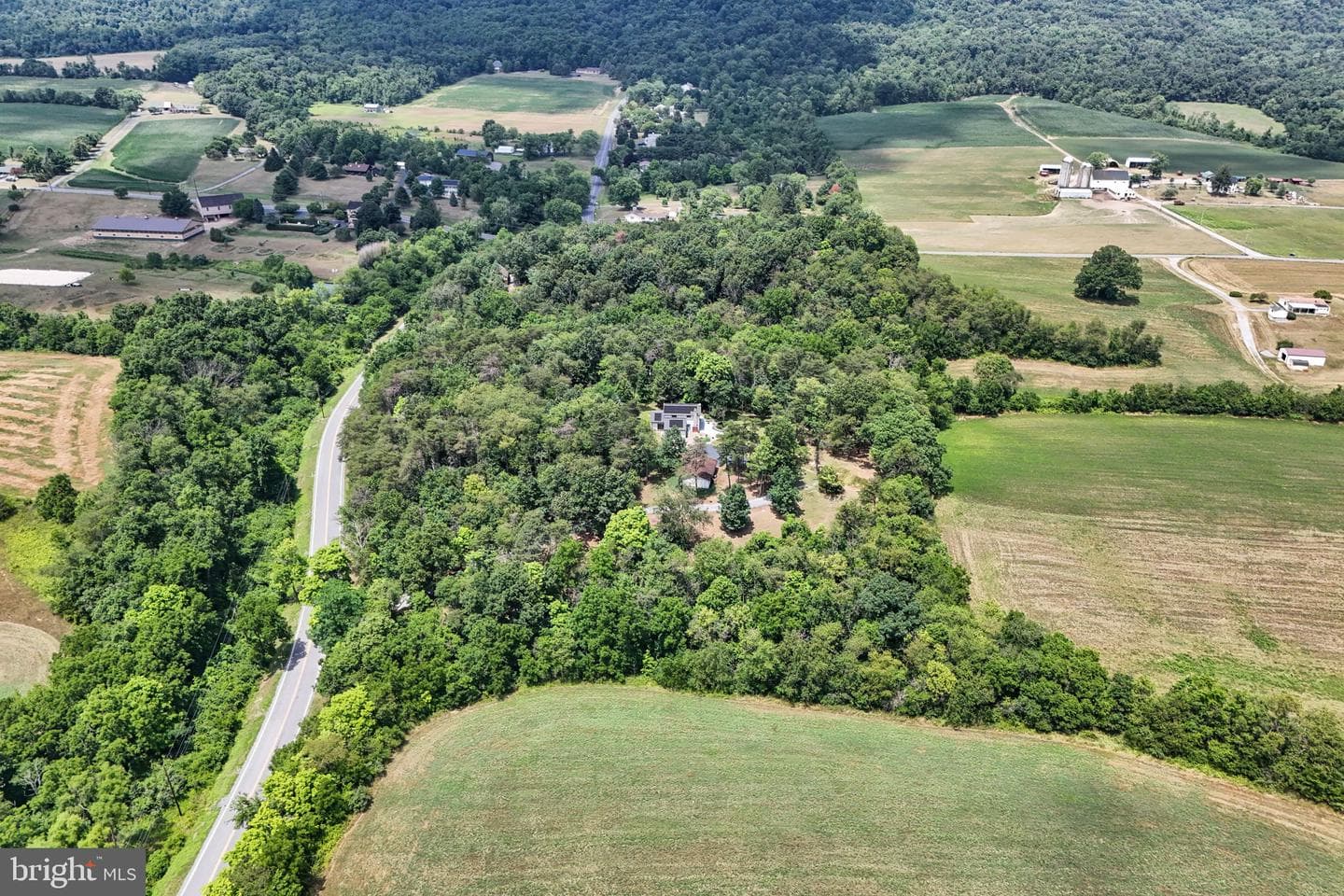 1911 Longs Gap Road photo 70