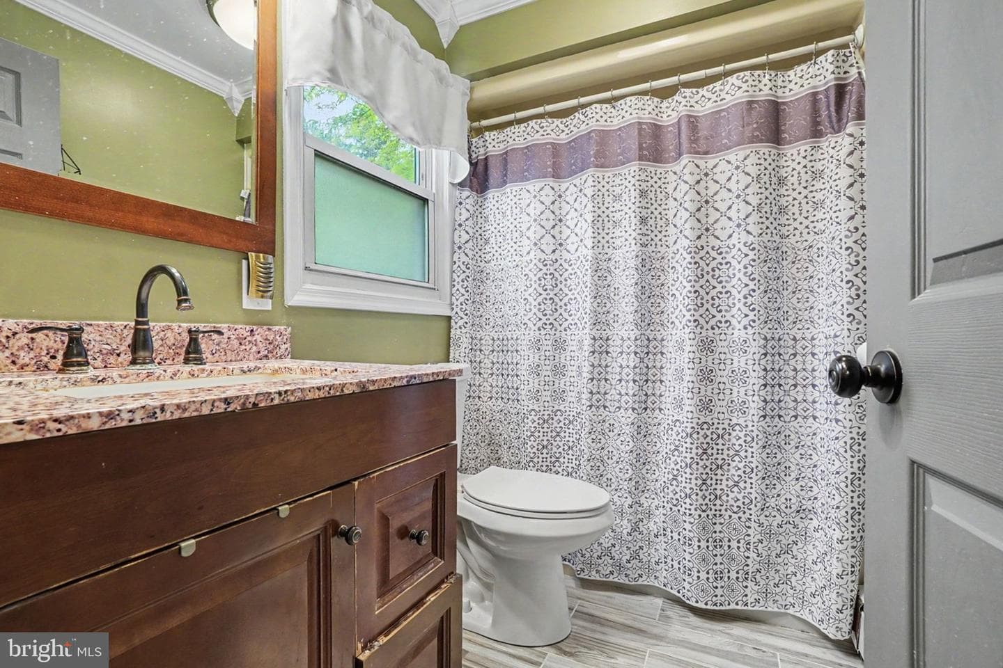 100 Lancaster Boulevard photo 20