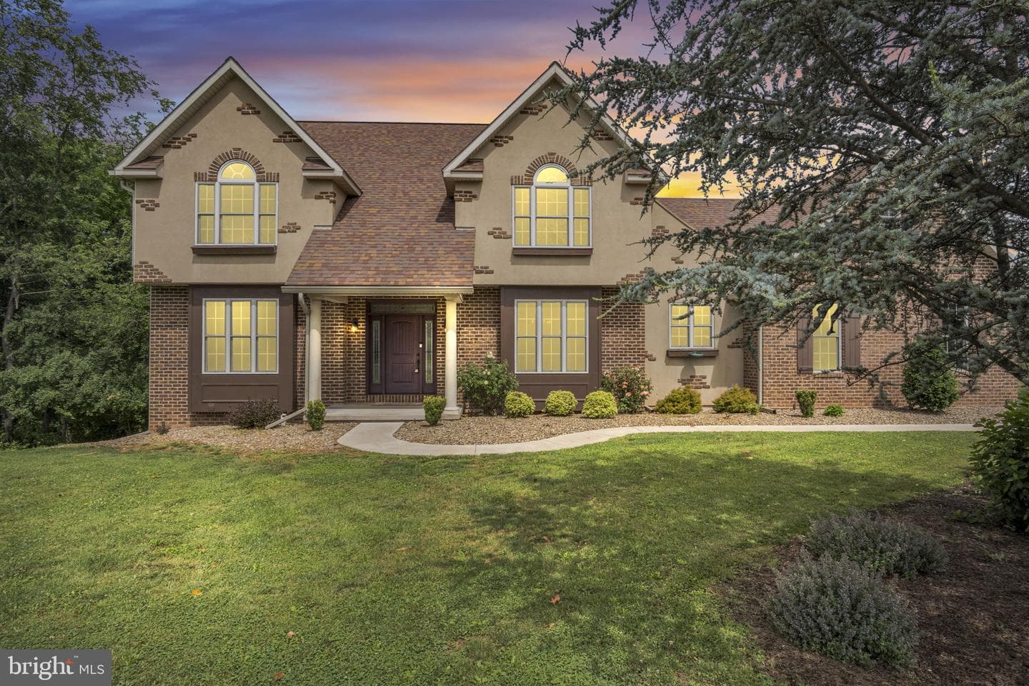 4002 Glenfinnan Place, Mechanicsburg