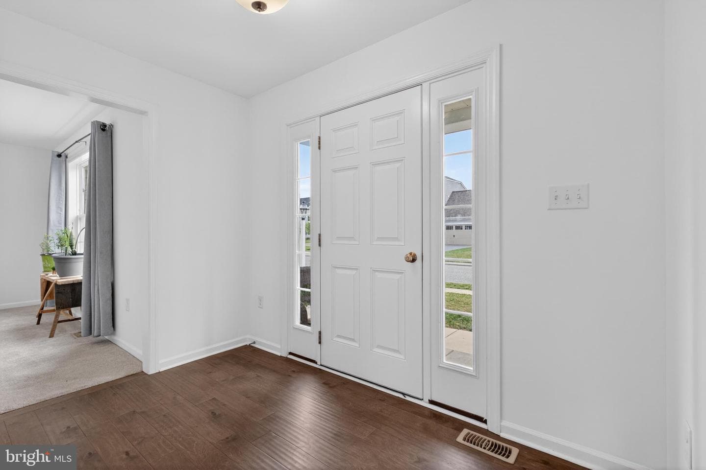 387 Reserve Lane photo 4
